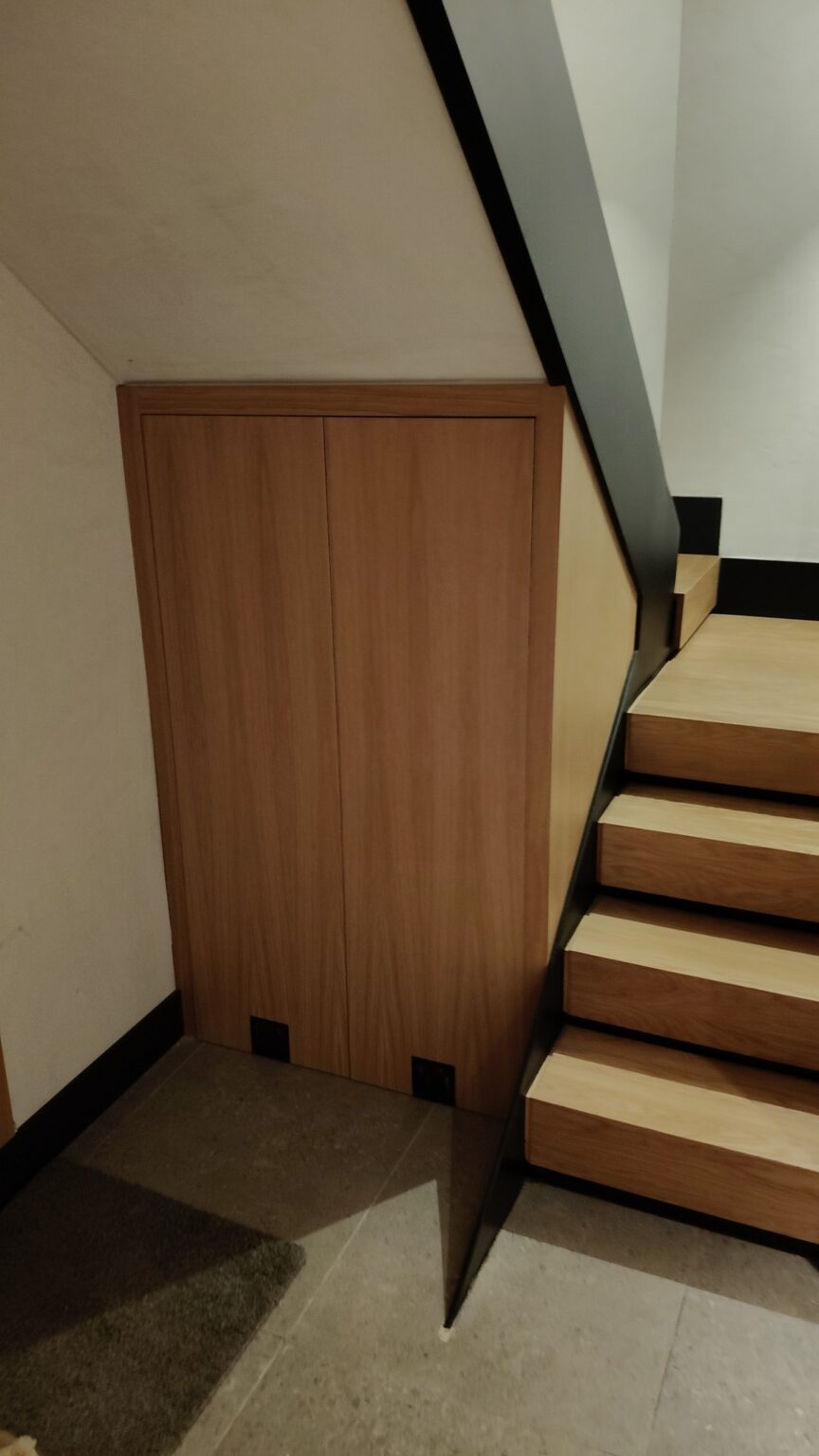 Muebles de madera con entrega personal y cuidado